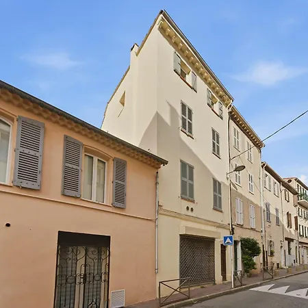 Apartmán L'azur Antibois - Charme Confort *