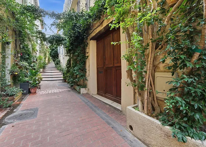 Apartmán L'azur Antibois - Charme Confort *